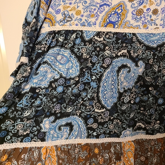 3 / $75 - Paisley Dress - Wind River - Size sm - Picture 2 of 4